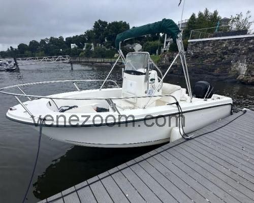 Tekniset tiedot ja arvostelut